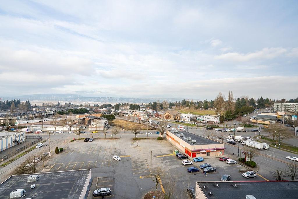 801-10750 135A Street, Surrey, BC