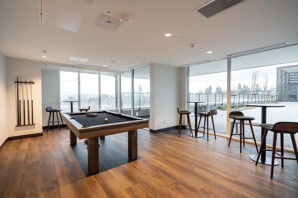 801-10750 135A Street, Surrey, BC