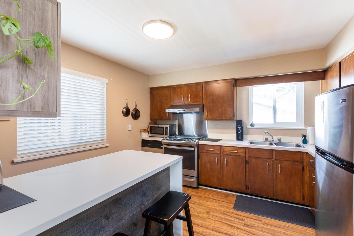 15873 Vine Avenue, White Rock, BC