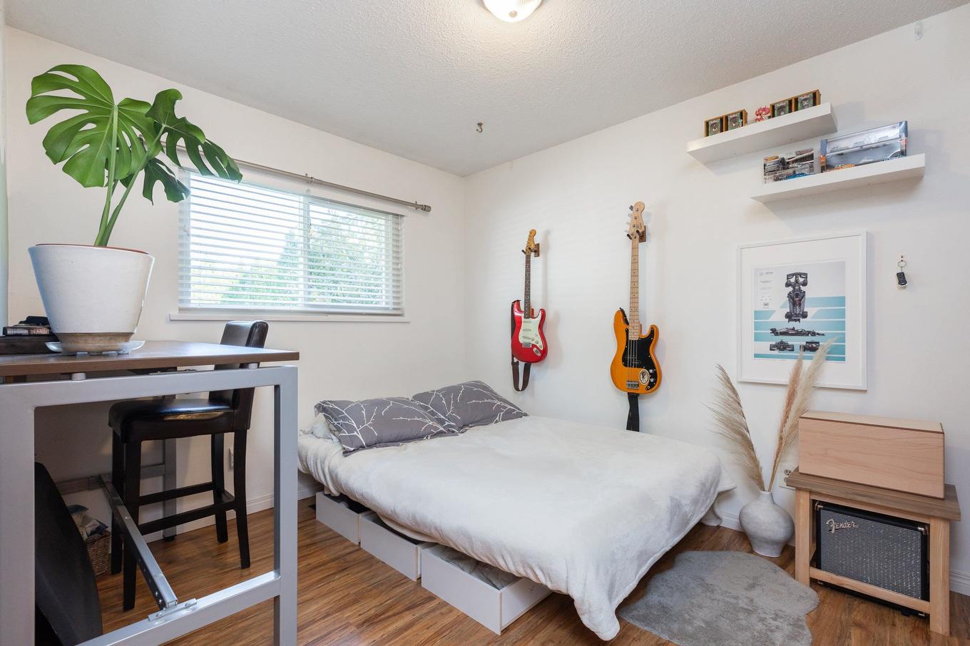 15873 Vine Avenue, White Rock, BC