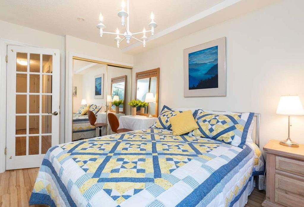 102-15020 North Bluff Road, White Rock, BC