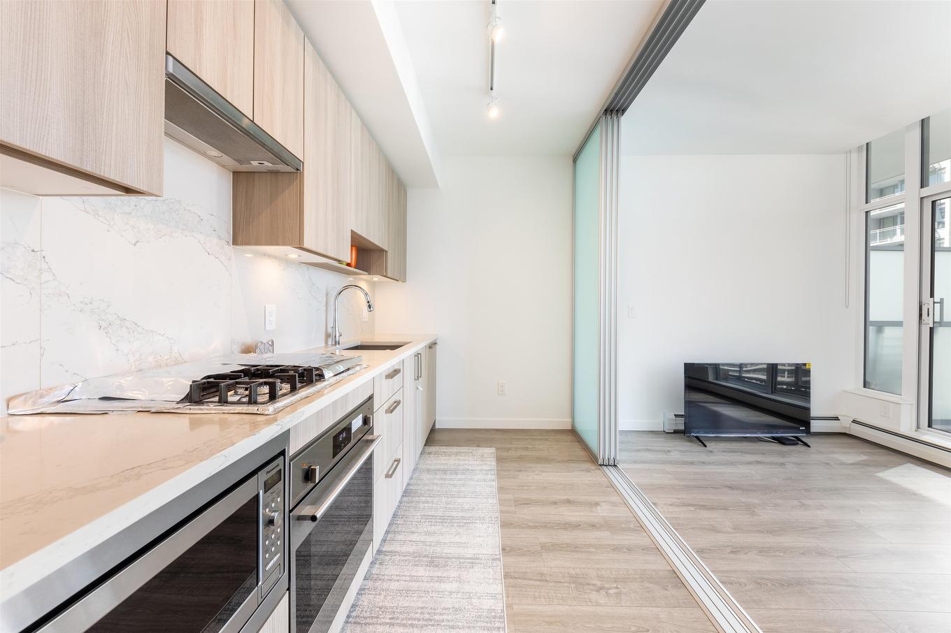 1301-13350 Central Avenue, Surrey, BC