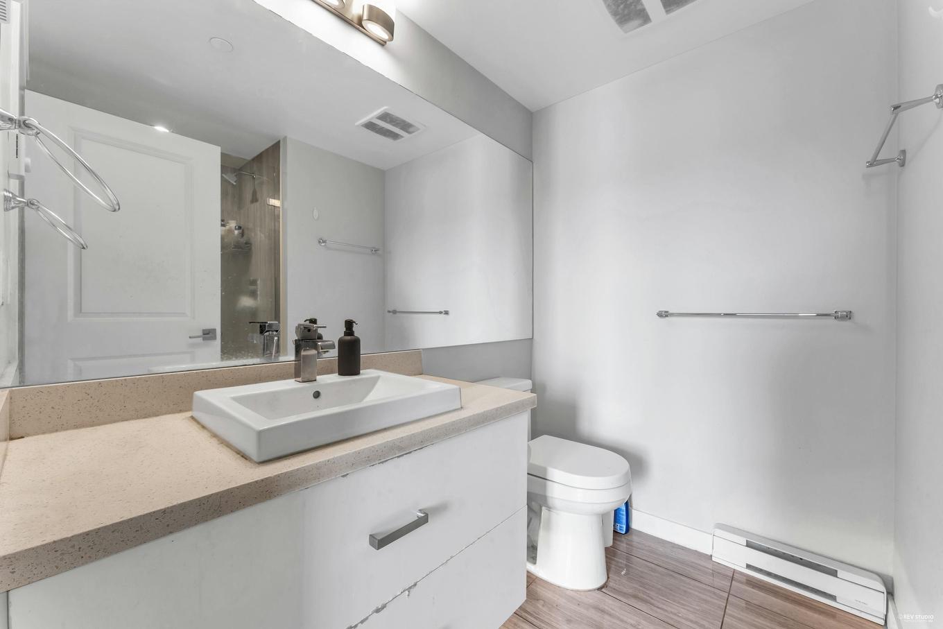 301-11967 80 Avenue, Delta, BC