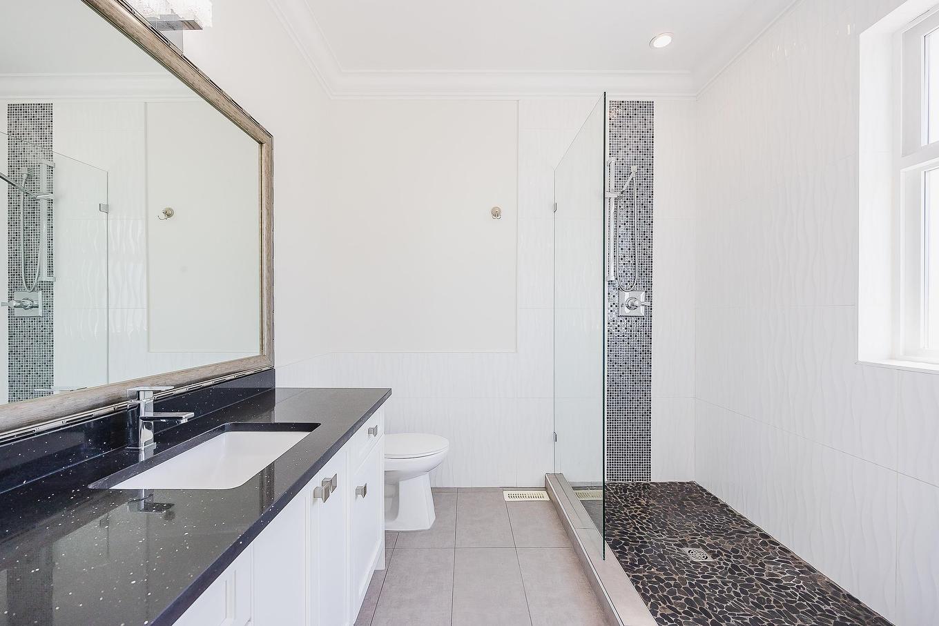 2807 Maple Street, Abbotsford, BC