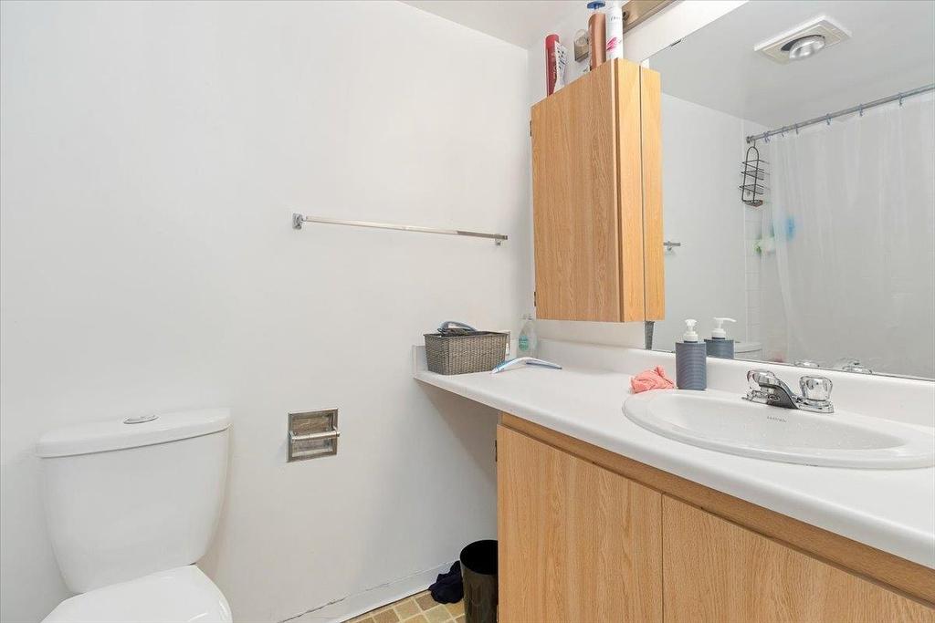 204-7119 133 Street, Surrey, BC