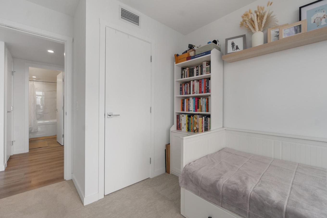 3102-13350 Central Avenue, Surrey, BC