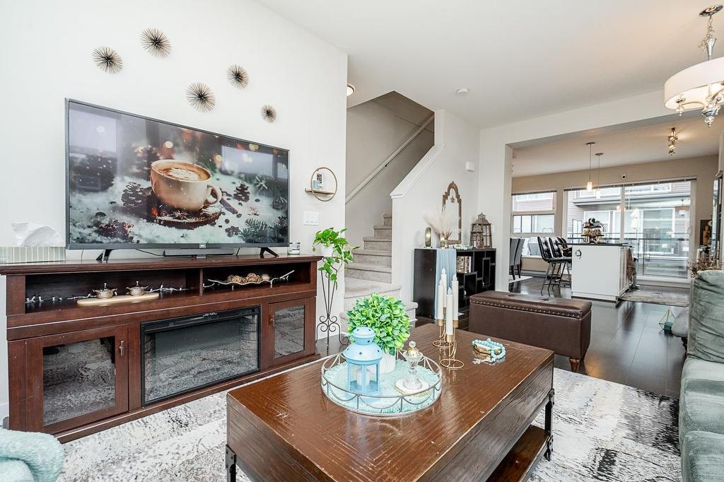 89-16222 23A Avenue, Surrey, BC