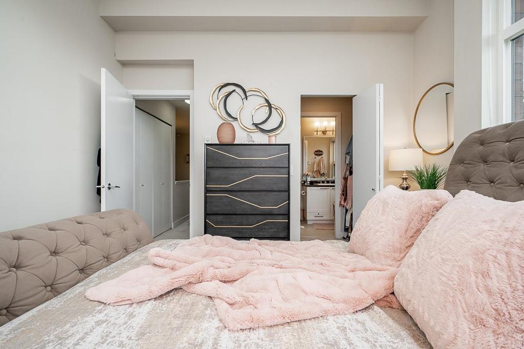 89-16222 23A Avenue, Surrey, BC