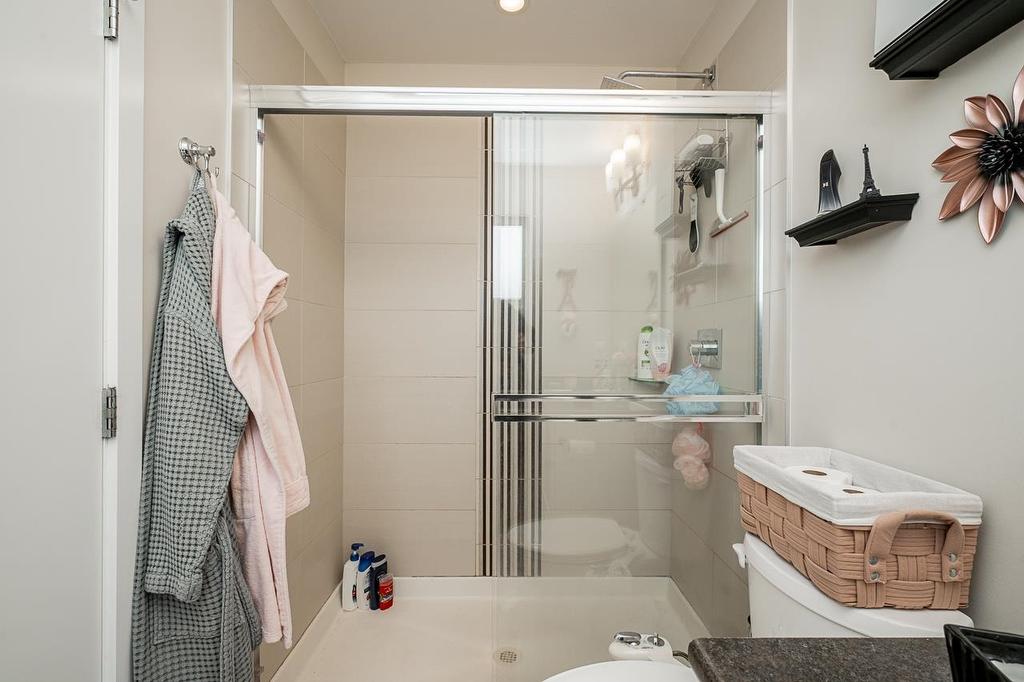 89-16222 23A Avenue, Surrey, BC