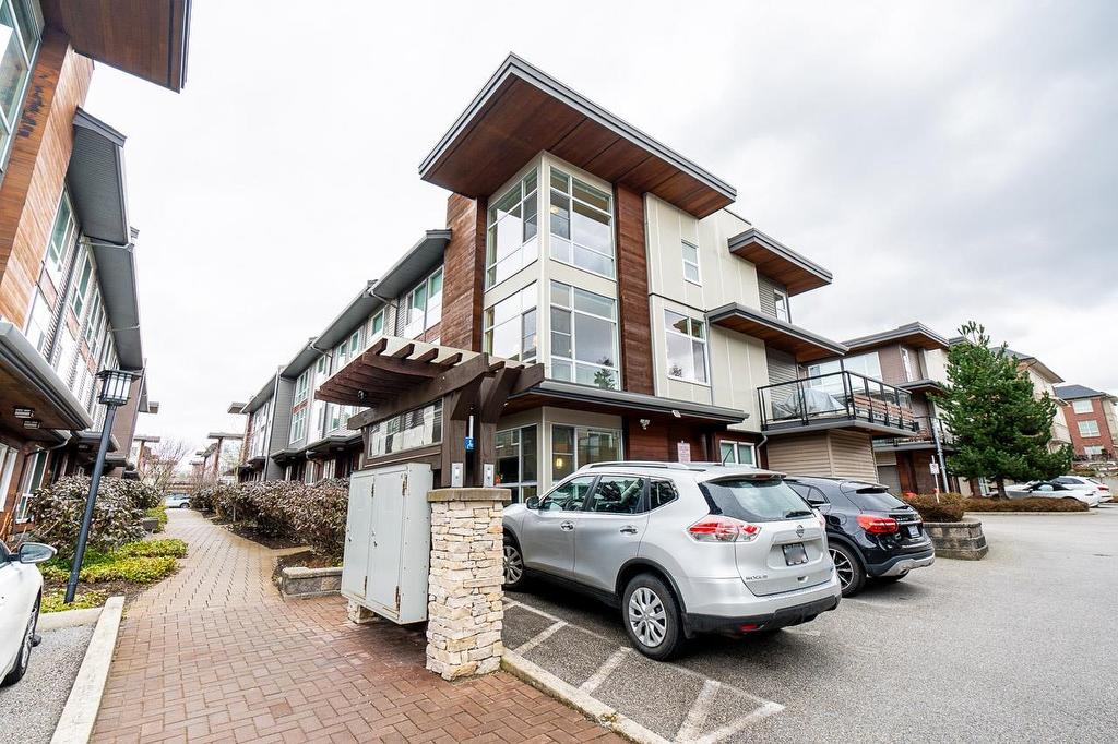 89-16222 23A Avenue, Surrey, BC