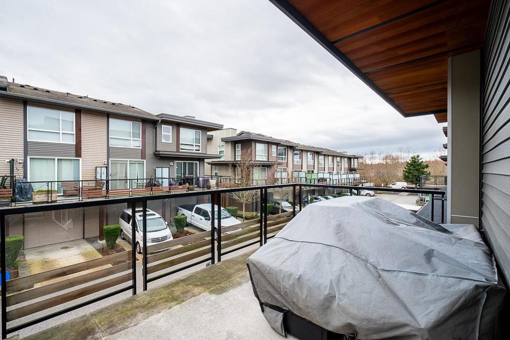 89-16222 23A Avenue, Surrey, BC