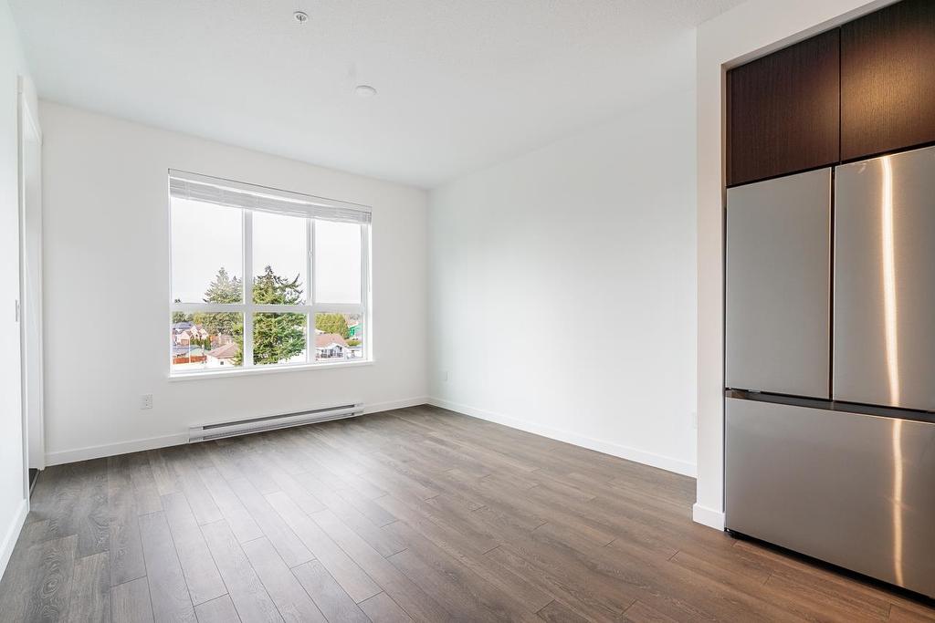 511-15738 85 Avenue, Surrey, BC