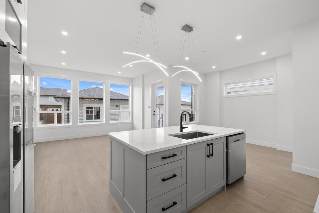 4470 Stephen Leacock Drive, Abbotsford, BC