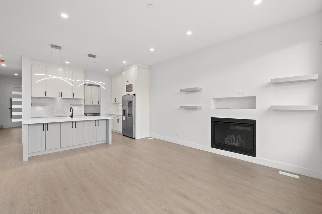 4470 Stephen Leacock Drive, Abbotsford, BC