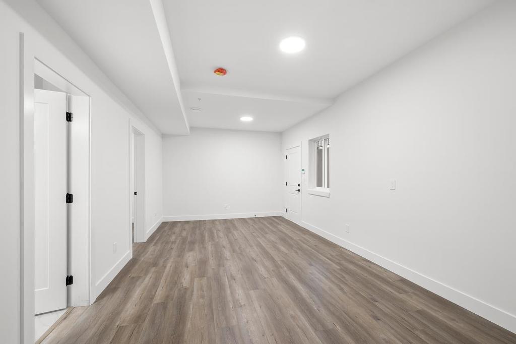 4470 Stephen Leacock Drive, Abbotsford, BC