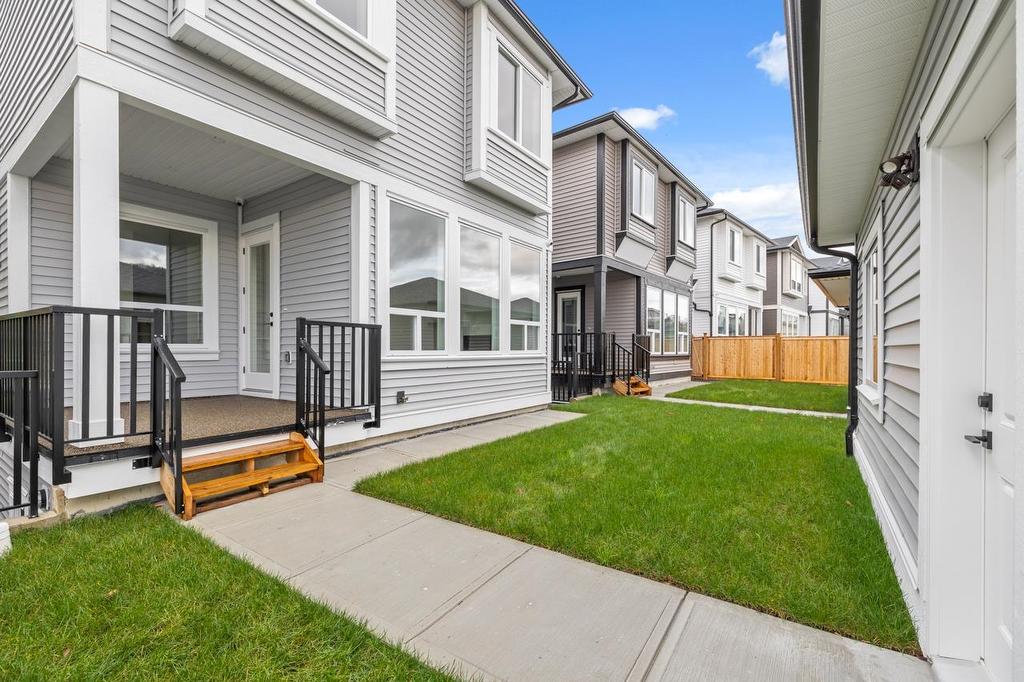 4470 Stephen Leacock Drive, Abbotsford, BC