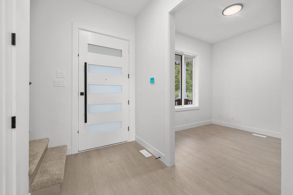 4470 Stephen Leacock Drive, Abbotsford, BC