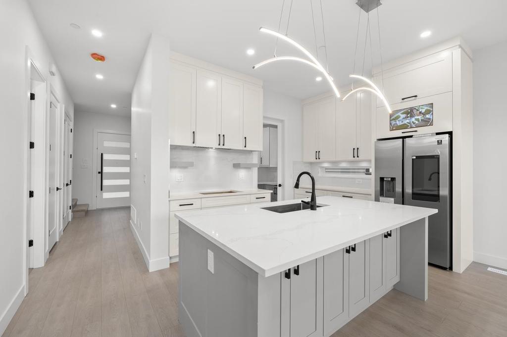 4470 Stephen Leacock Drive, Abbotsford, BC