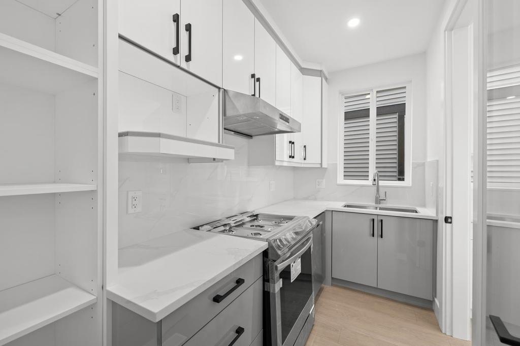 4470 Stephen Leacock Drive, Abbotsford, BC