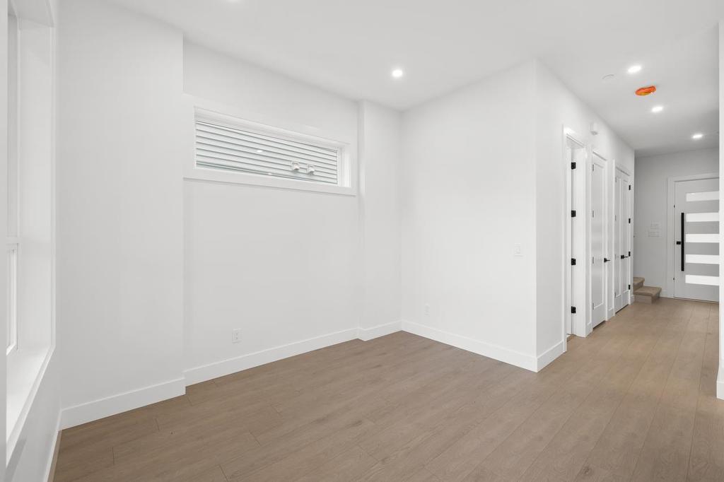 4470 Stephen Leacock Drive, Abbotsford, BC