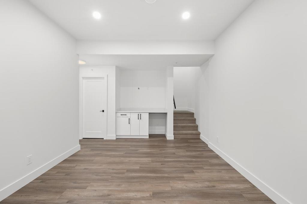 4470 Stephen Leacock Drive, Abbotsford, BC