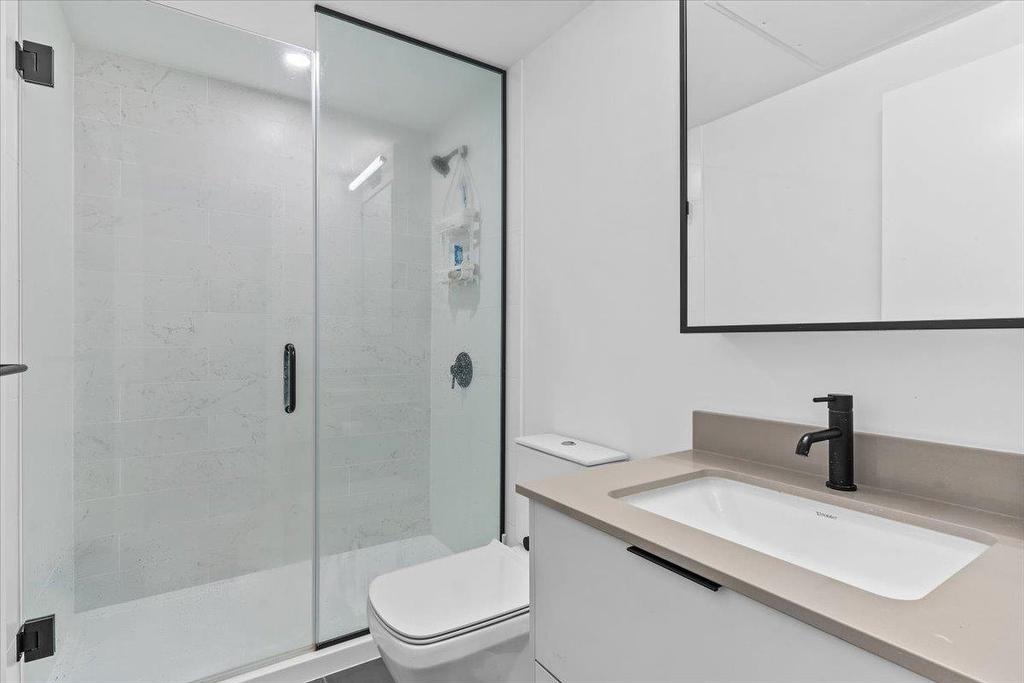 310-13685 102 Avenue, Surrey, BC