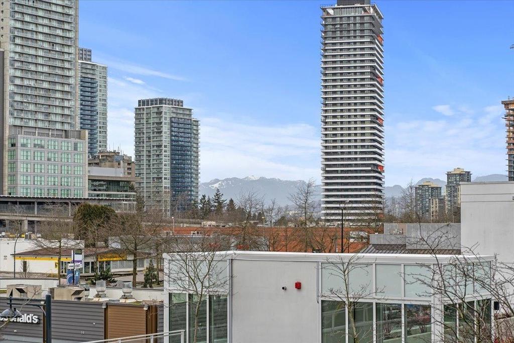 310-13685 102 Avenue, Surrey, BC