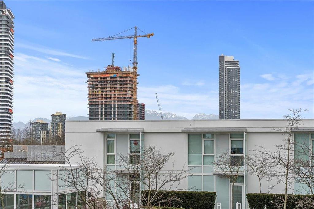 310-13685 102 Avenue, Surrey, BC