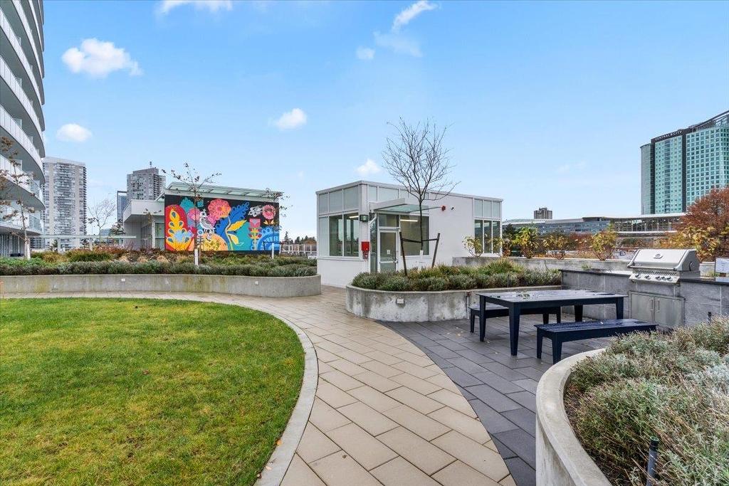 310-13685 102 Avenue, Surrey, BC