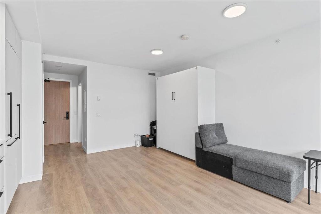 310-13685 102 Avenue, Surrey, BC