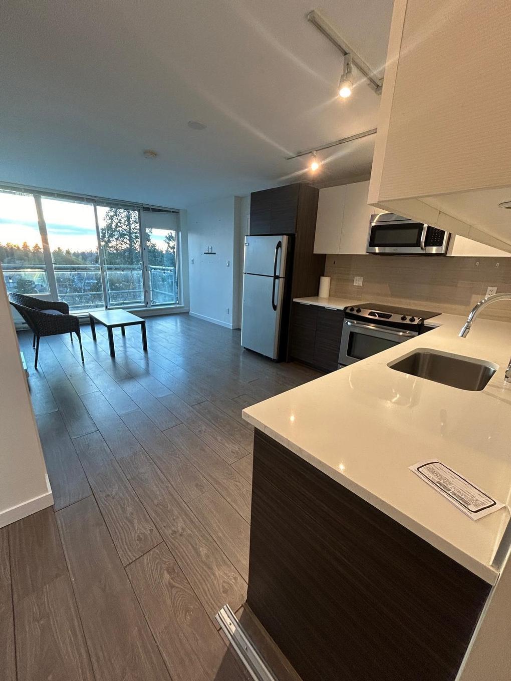 909-13303 Central Avenue, Surrey, BC