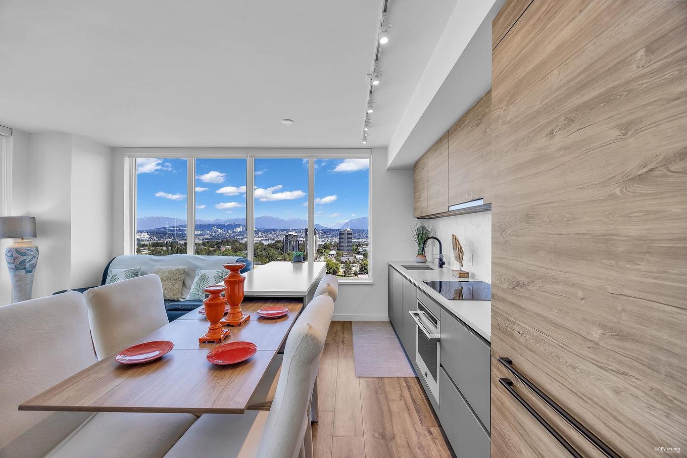 2202-13428 105 Avenue, Surrey, BC