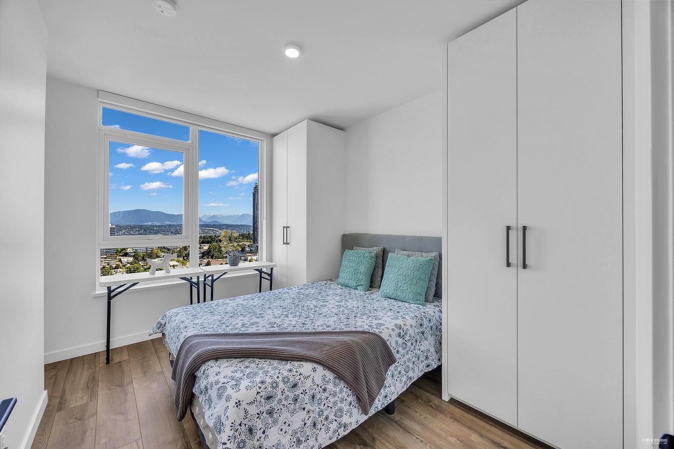 2202-13428 105 Avenue, Surrey, BC