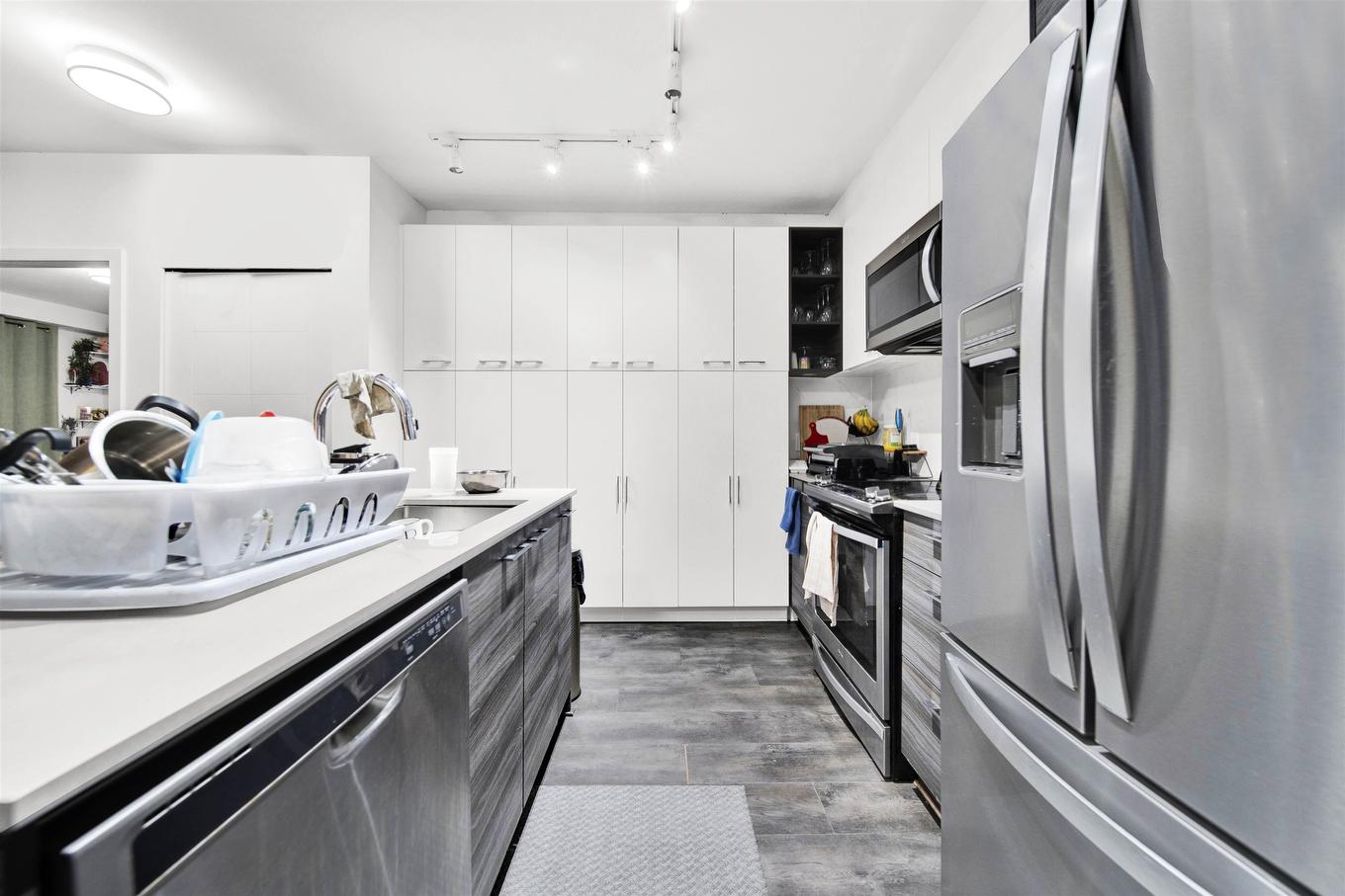 115-13963 105 Boulevard, Surrey, BC