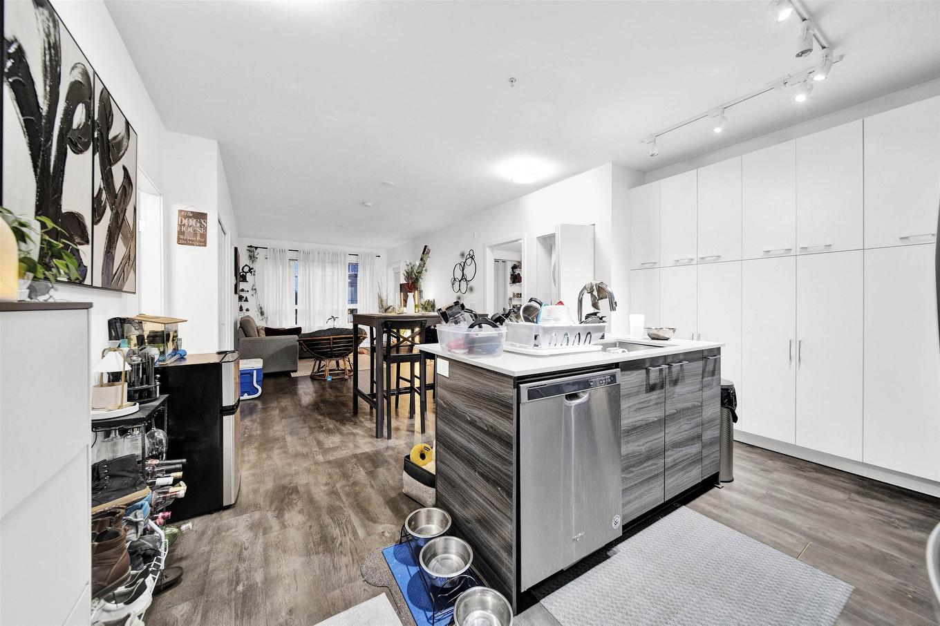 115-13963 105 Boulevard, Surrey, BC