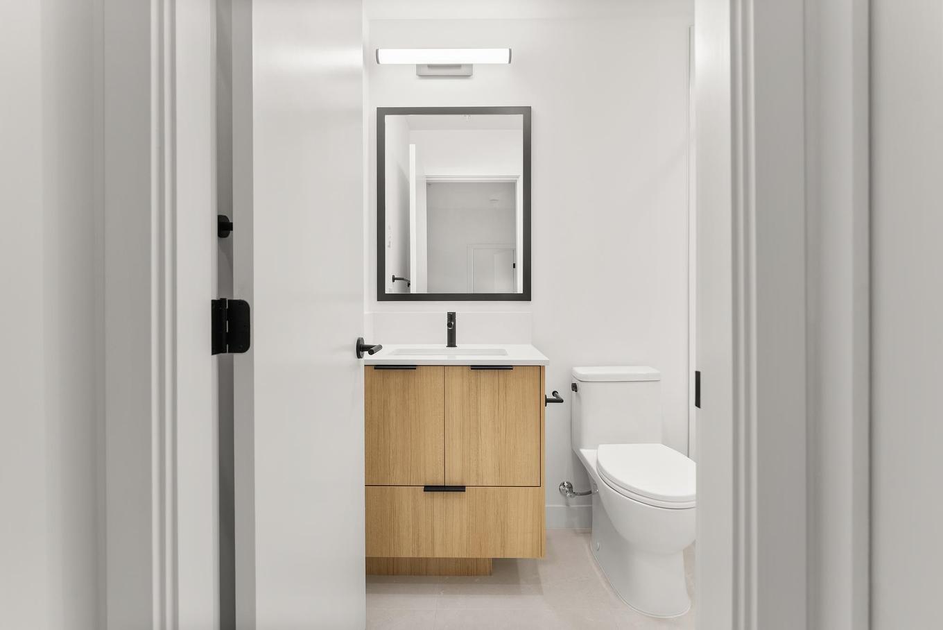 527-9456 134 Street, Surrey, BC