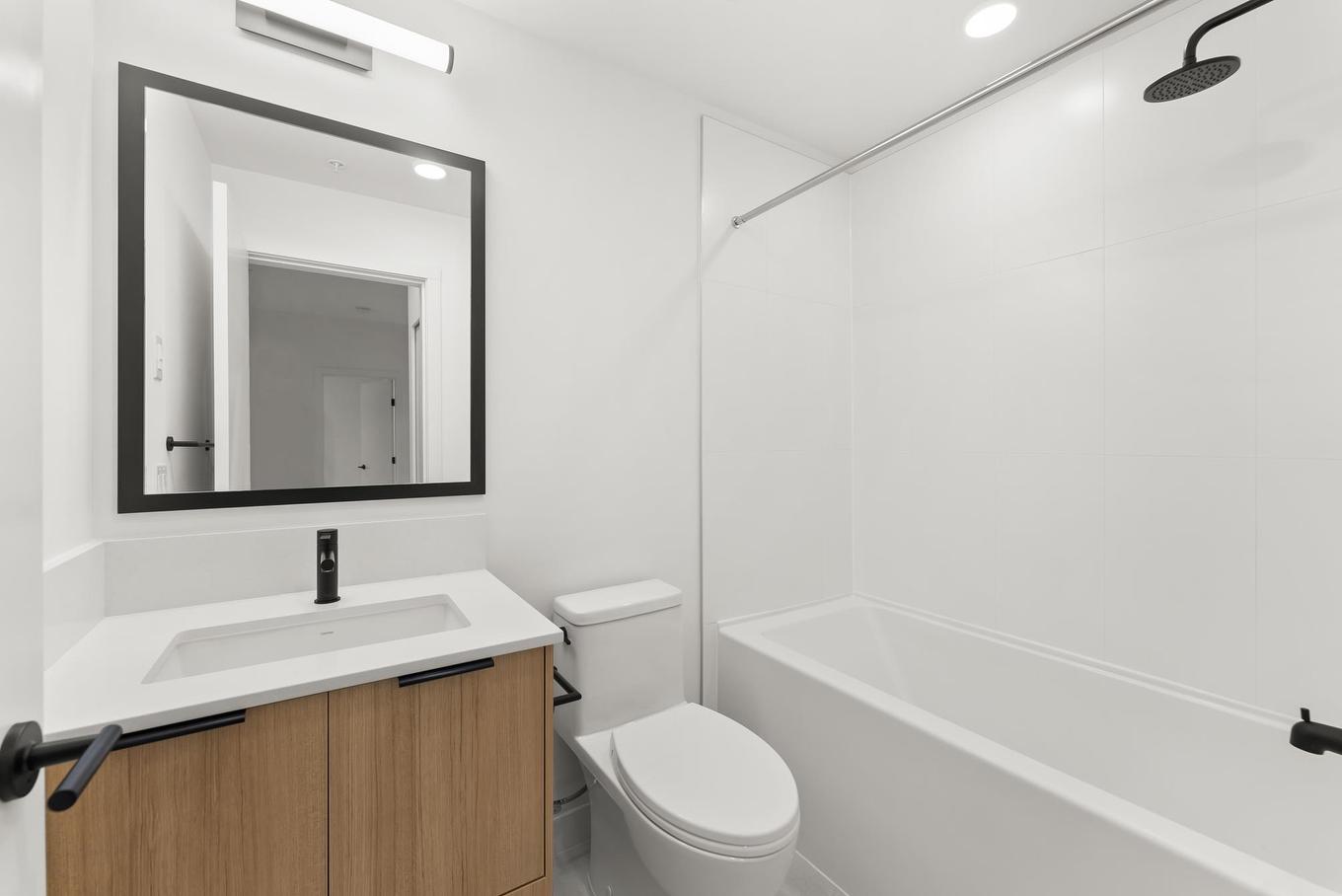 527-9456 134 Street, Surrey, BC