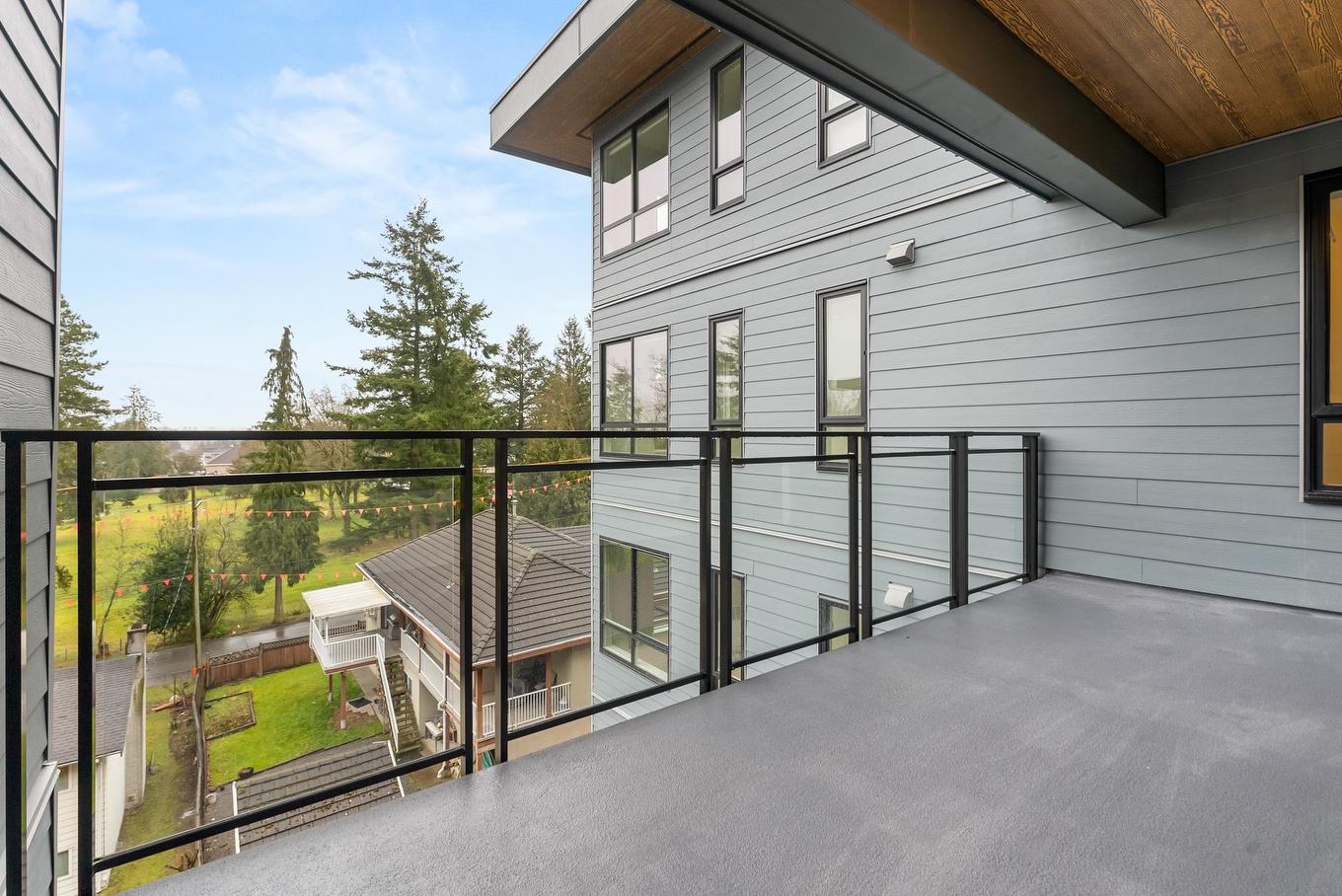 527-9456 134 Street, Surrey, BC