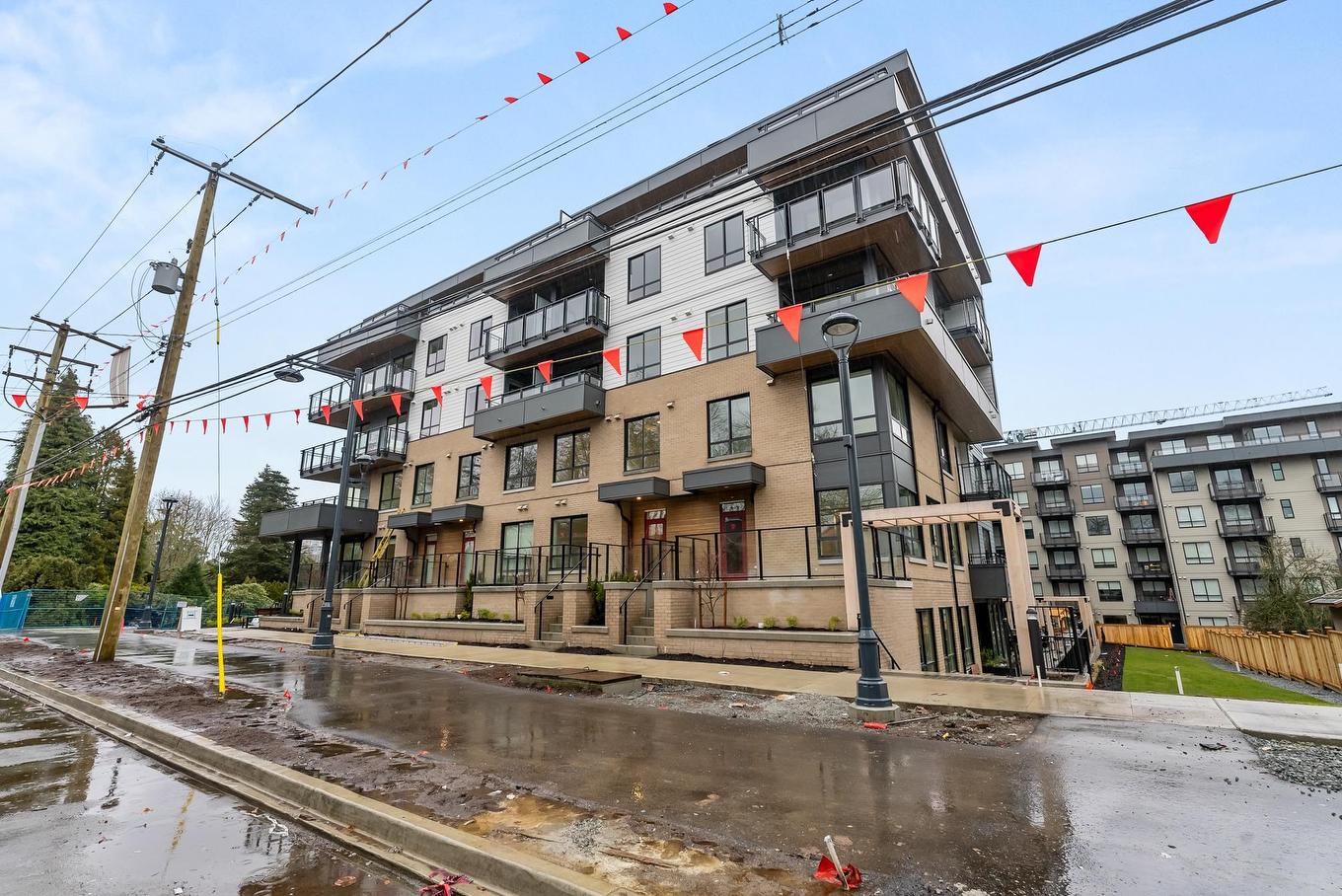 527-9456 134 Street, Surrey, BC