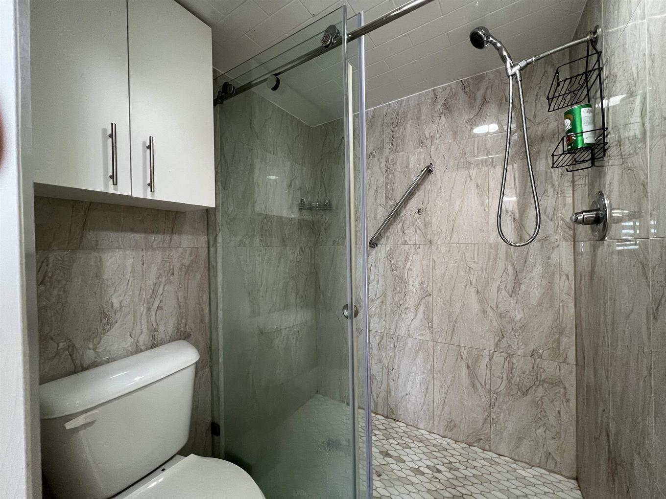 129-13725 72A Avenue Avenue, Surrey, BC