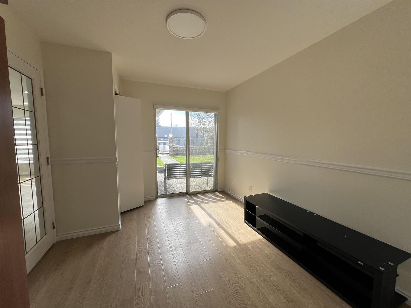 129-13725 72A Avenue Avenue, Surrey, BC