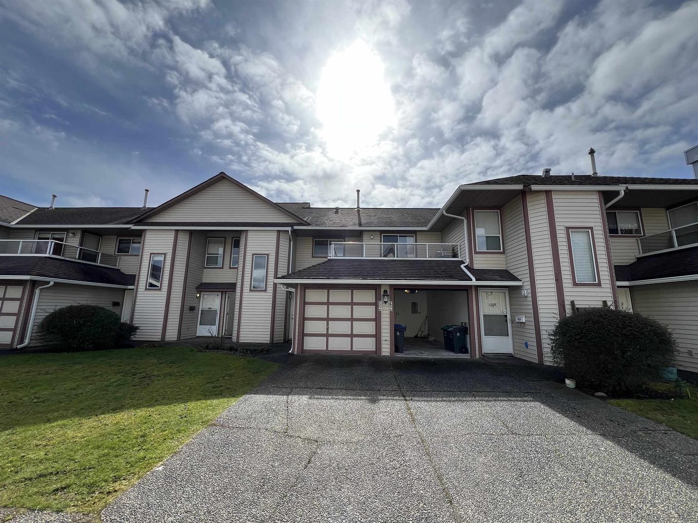 129-13725 72A Avenue Avenue, Surrey, BC