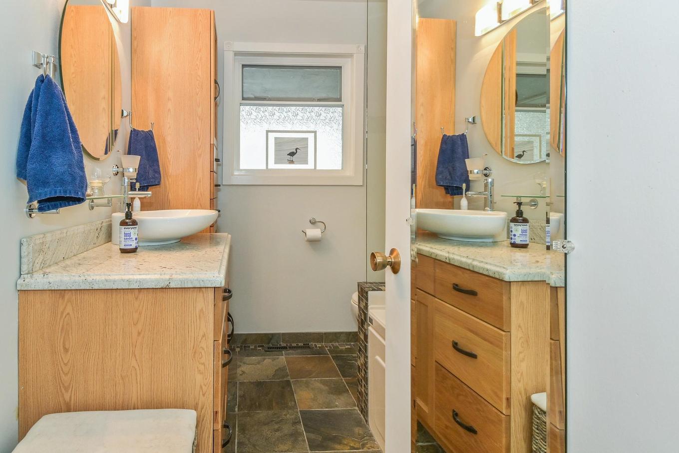 15761 Cliff Avenue, White Rock, BC