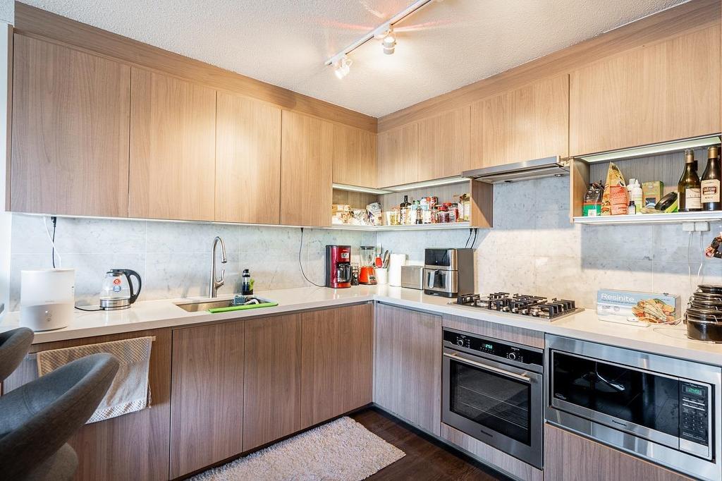 1807-13696 100 Avenue, Surrey, BC