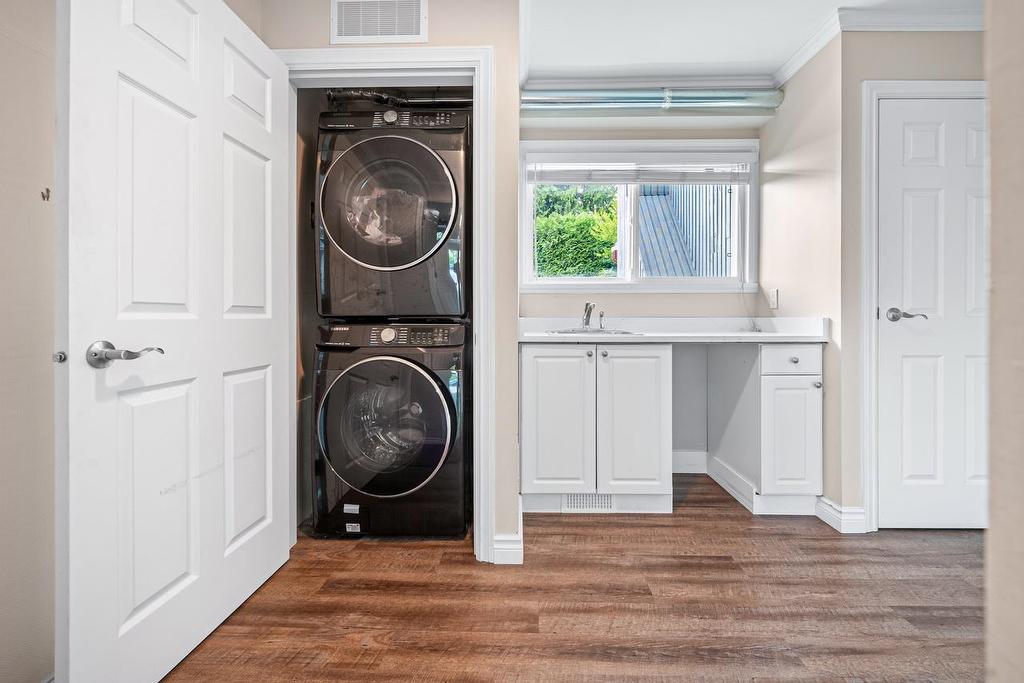 7037 Woodcrest Place, Delta, BC