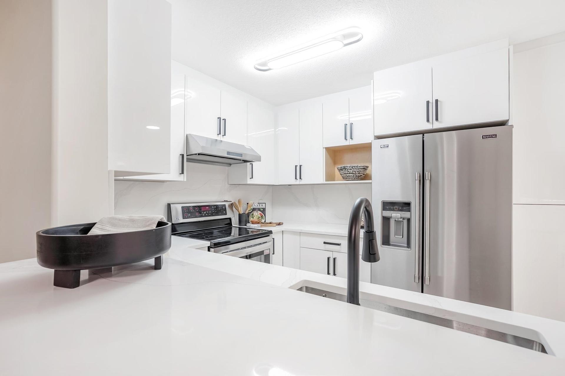 201-13870 70 Avenue, Surrey, BC