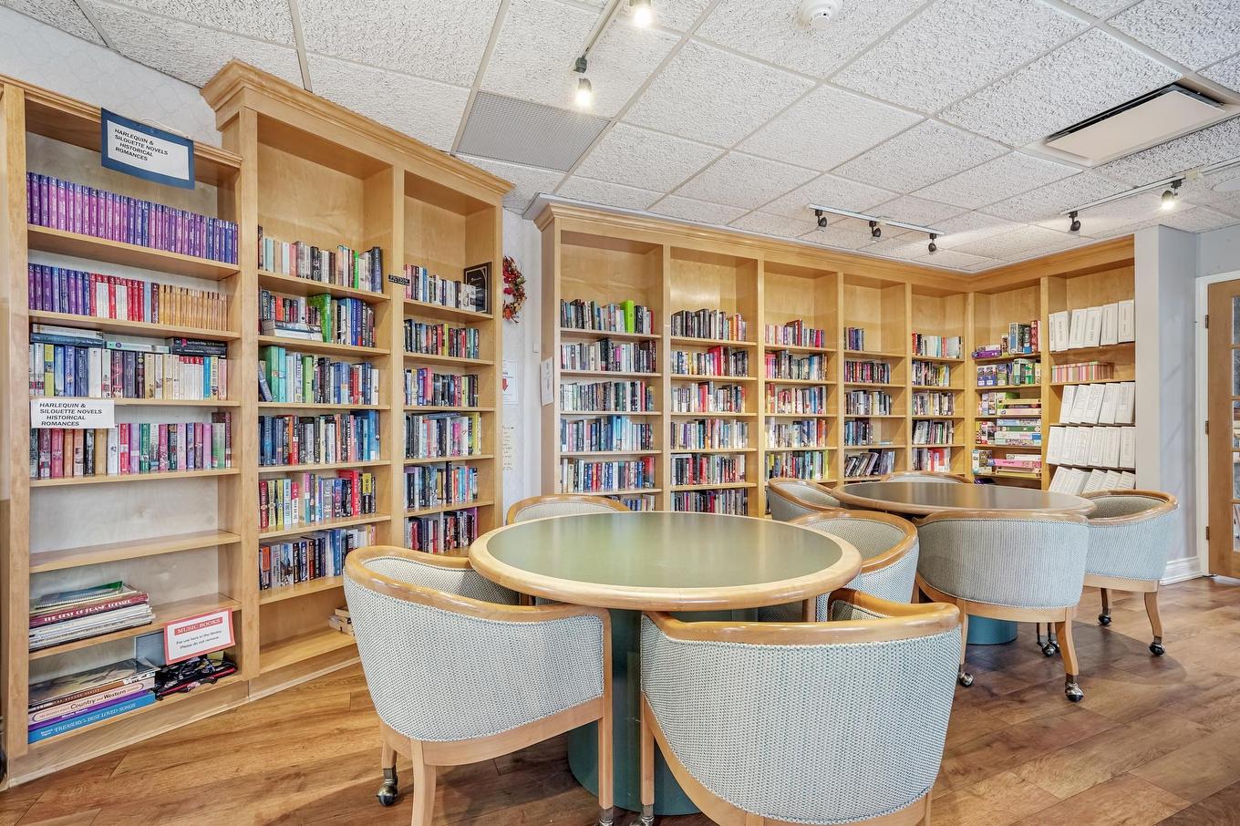 201-13870 70 Avenue, Surrey, BC