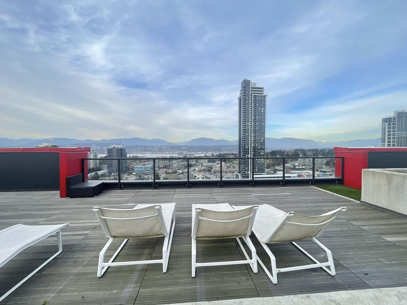 1114-10626 City Parkway, Surrey, BC