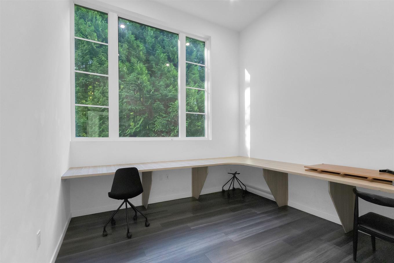 220-13623 81A Avenue, Surrey, BC