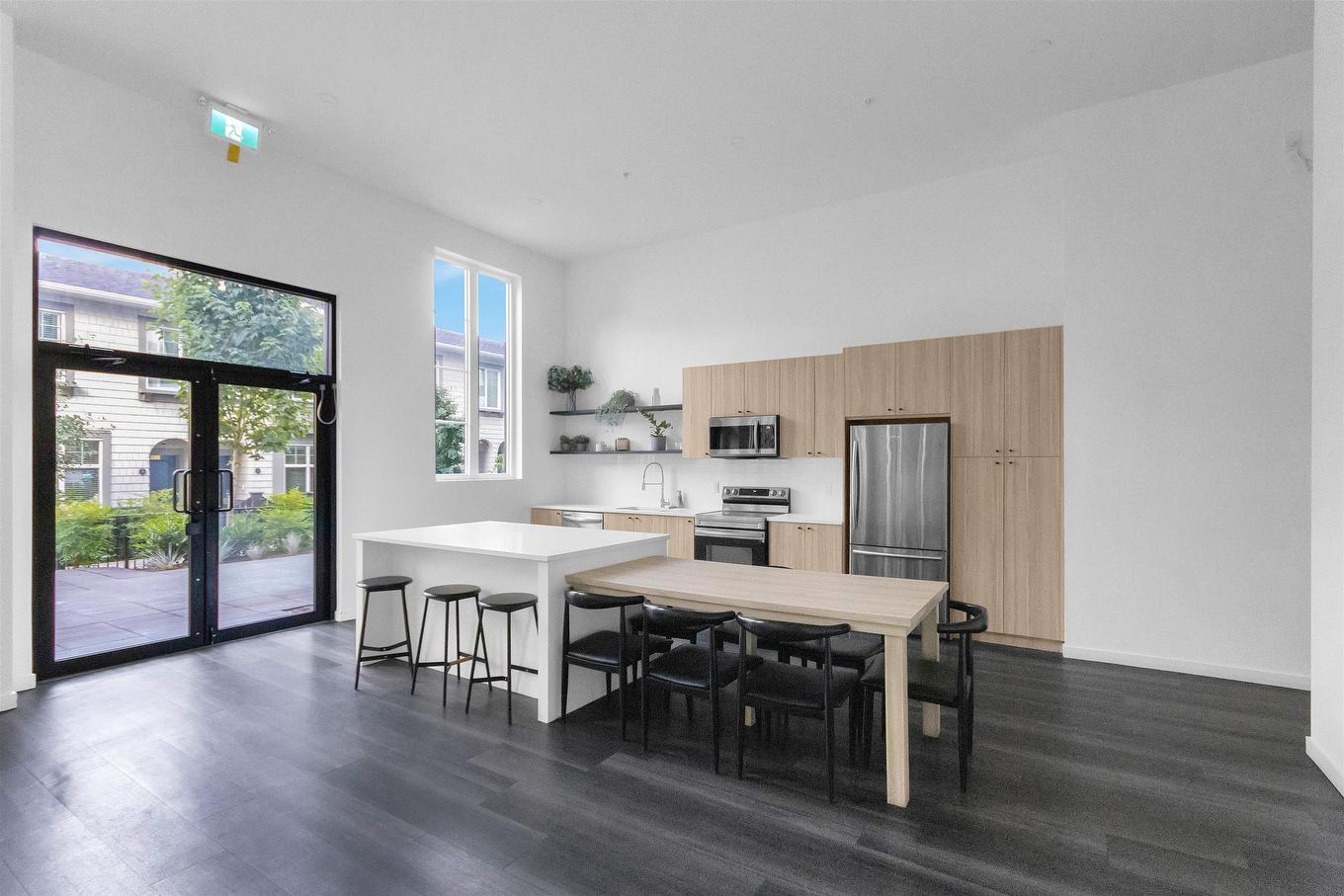 220-13623 81A Avenue, Surrey, BC